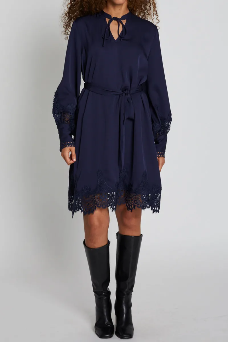 Hot Bruuns Bazaar Cedars Felicia jurk - Marine