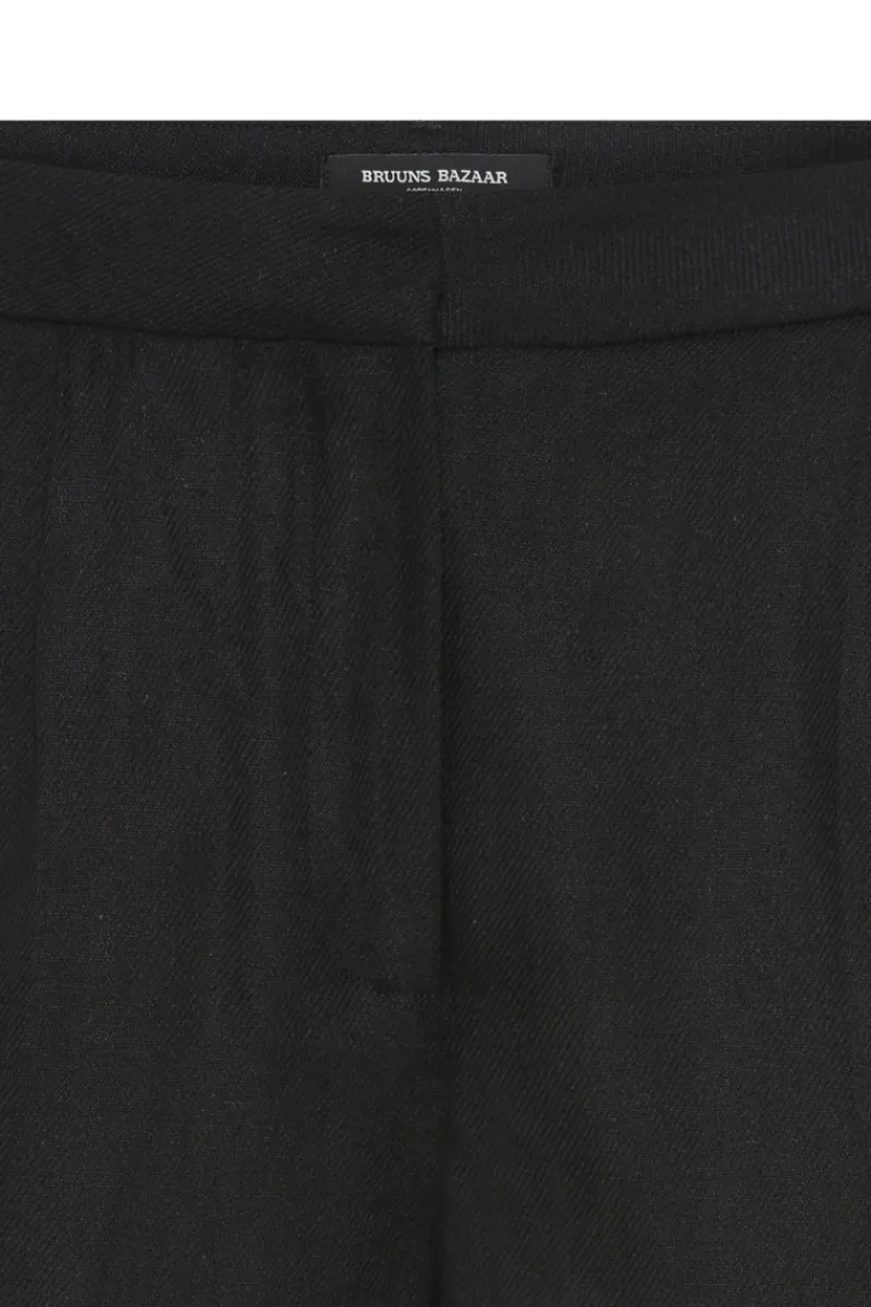 Best Bruuns Bazaar OxalisBBWinnis shorts - Black